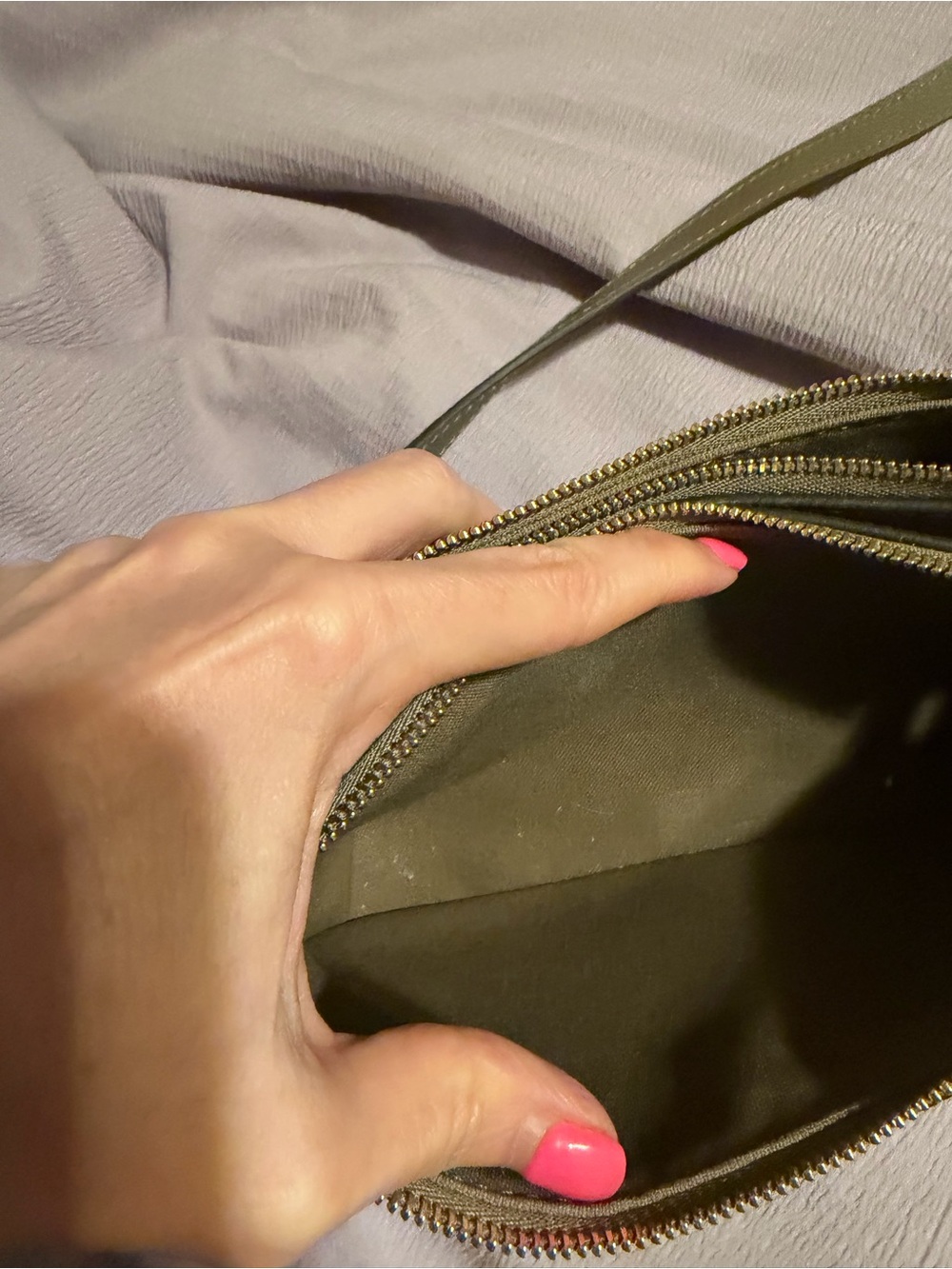 Louis Vuitton Olive Green Empreinte Multi-Pochette with Gold Hardware - Picture 4 of 11